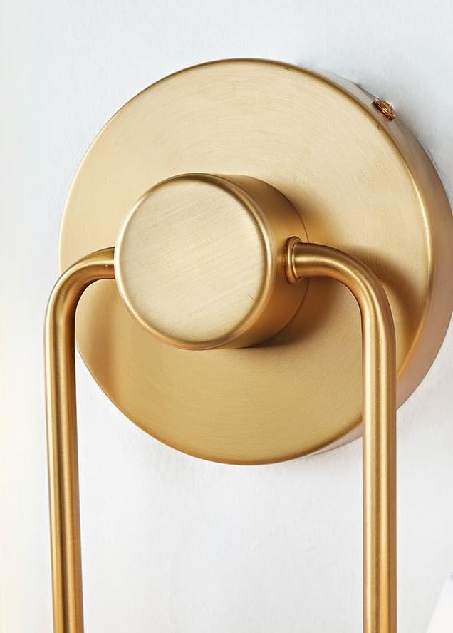 Serene Wall Sconce
